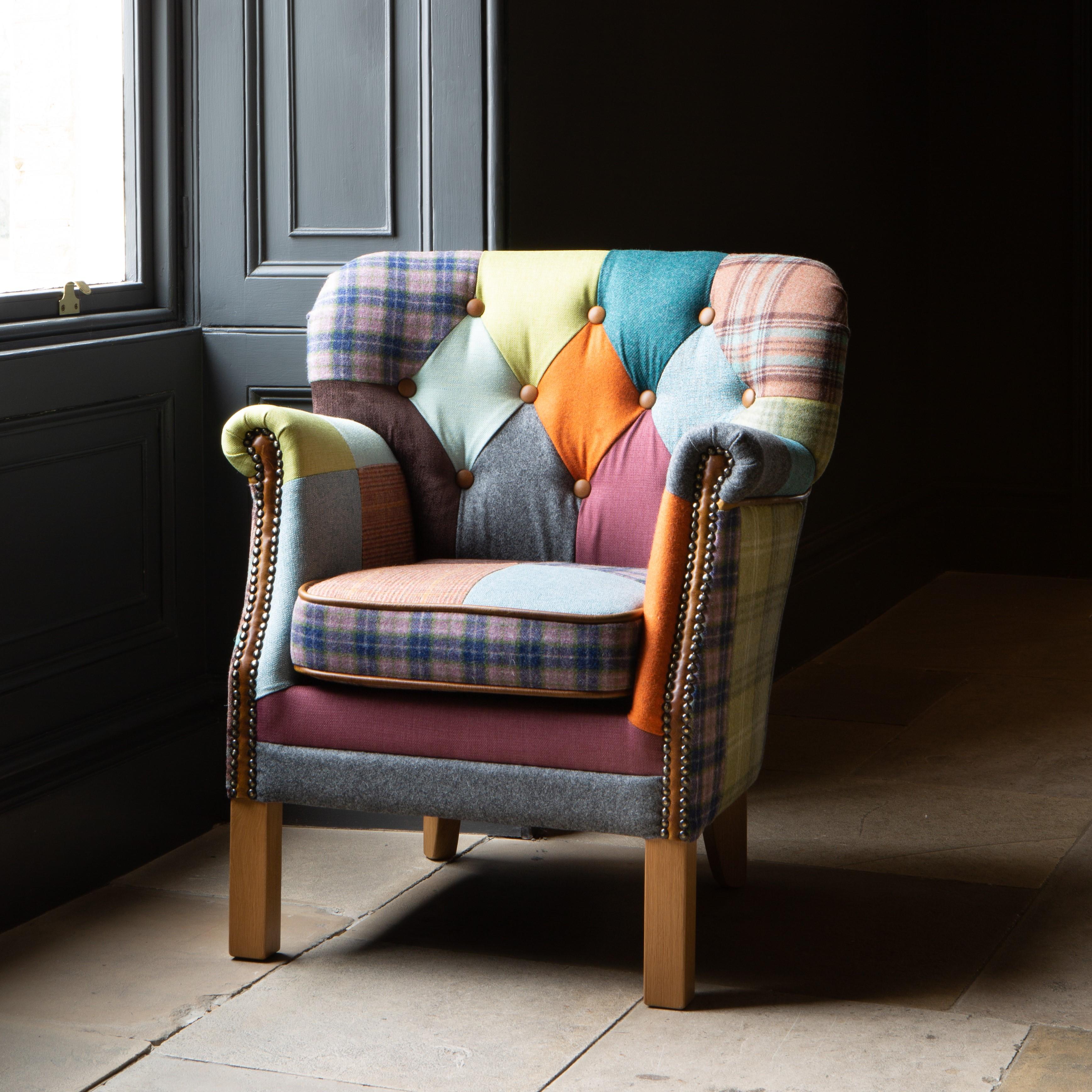 Carcassonne Governor Armchair