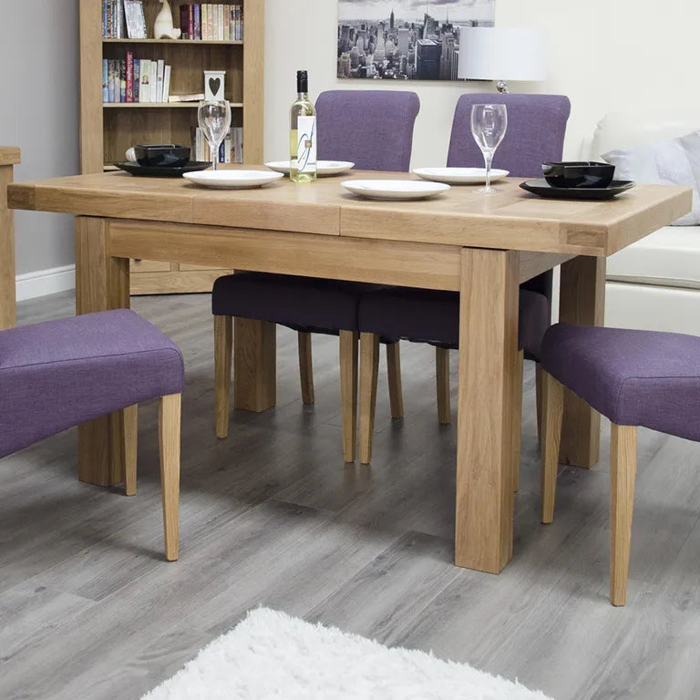 Bourges Extending Dining Table - 2-4 Seater - 90cm-120cm - Oak