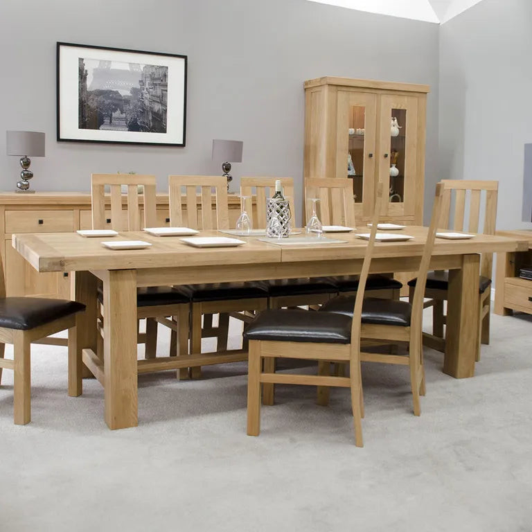 Bourges Extending Dining Table - 8-12 Seater - 220cm-320cm - Grand - Oak