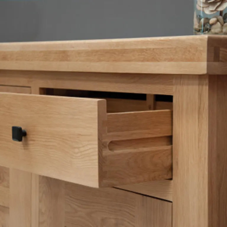 Bourges Sideboard - 2 Door - Medium - 140cm - Oak