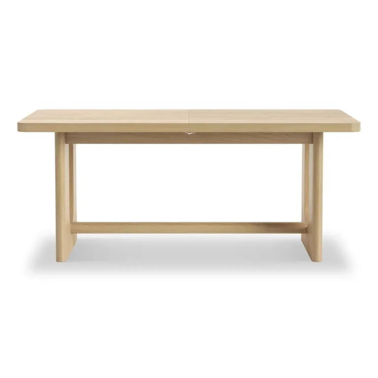 Lyon Extending Dining Table - 6-8 Seater - 200cm-245cm - Oak
