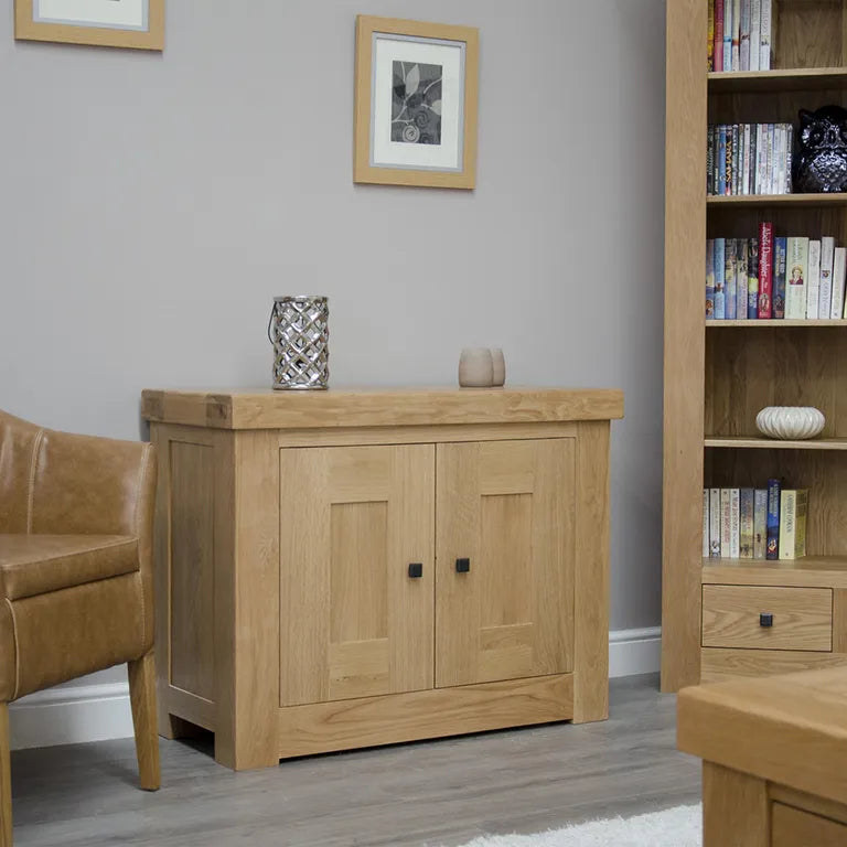 Bourges Occasional Cupboard - 2 Door - Oak