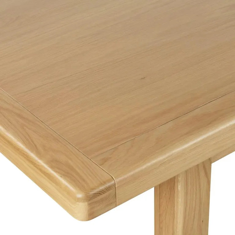 Paris Extending Dining Table - 4-6 Seater - 140cm-185cm - Oak